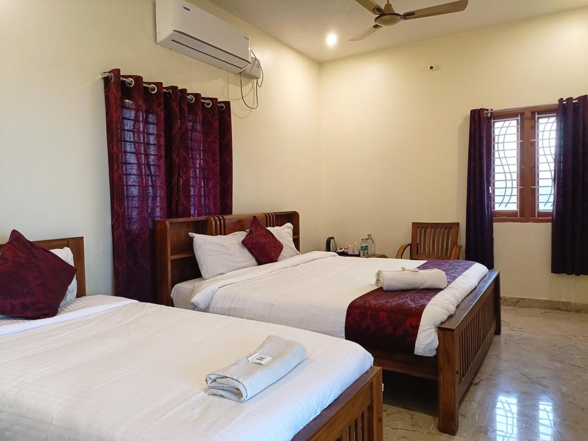 Bairava Bliss Inn Rāmeswaram Exterior foto